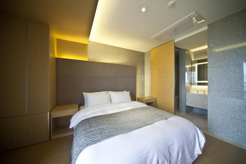 Stanford Hotel And Resort Чеджудо Экстерьер фото